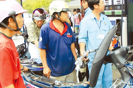 The Prime Minister has vetoed a petrol price hike (Photo: SGGP) The Prime Minister has vetoed a petrol price hike (Photo: SGGP)